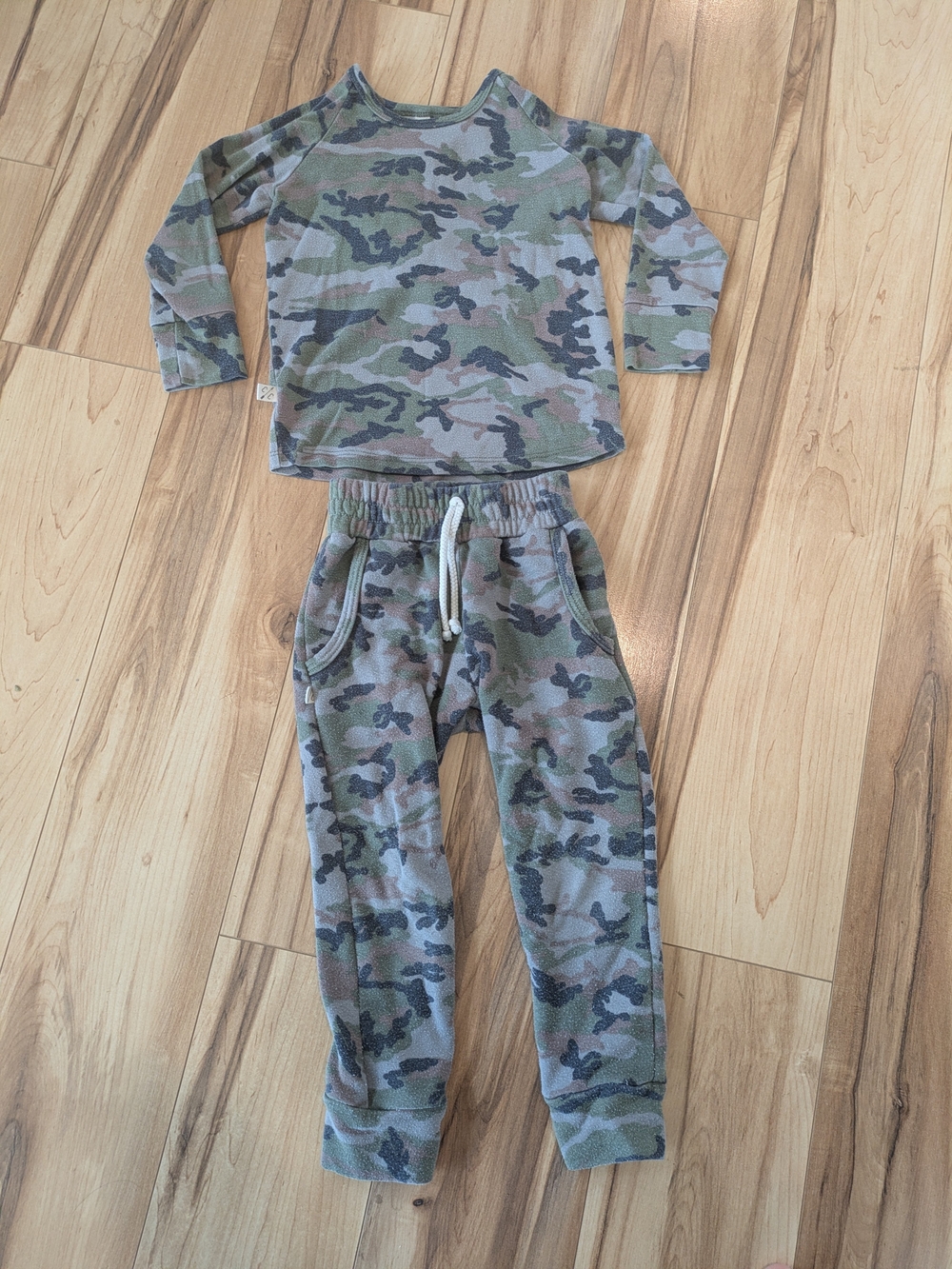 Childhoods Camouflage Set